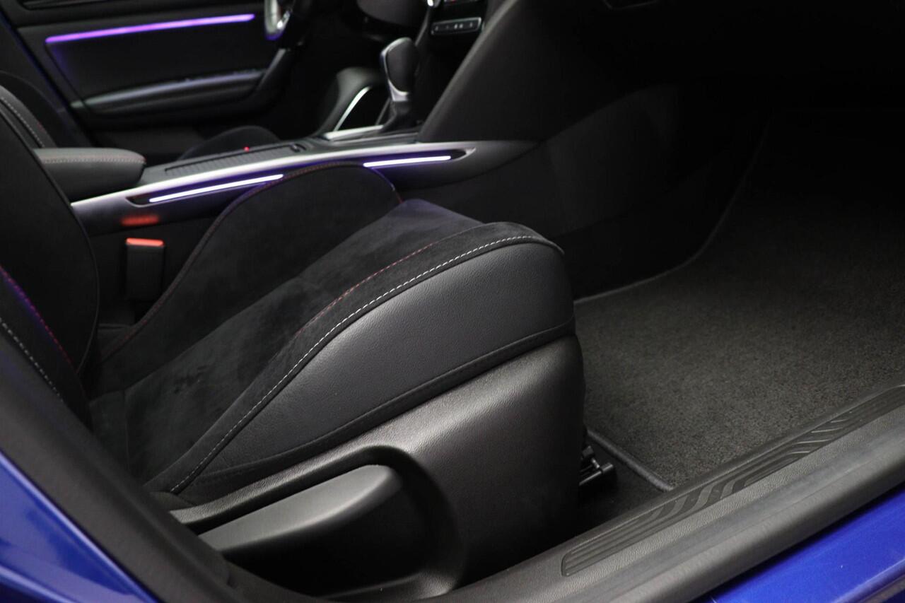 Renault MEGANE 1.6 Plug-In Hybrid 160 R.S. Line | PANORAMADAK | LED | DAB | APPLE | CAMERA | 18"