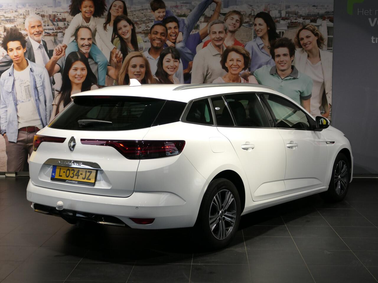 Renault MEGANE Estate 1.3 TCe Intens - Occasion Lease vanaf ¤494 p/m - Trekhaak - Sensor v+a - Cruise - Navi