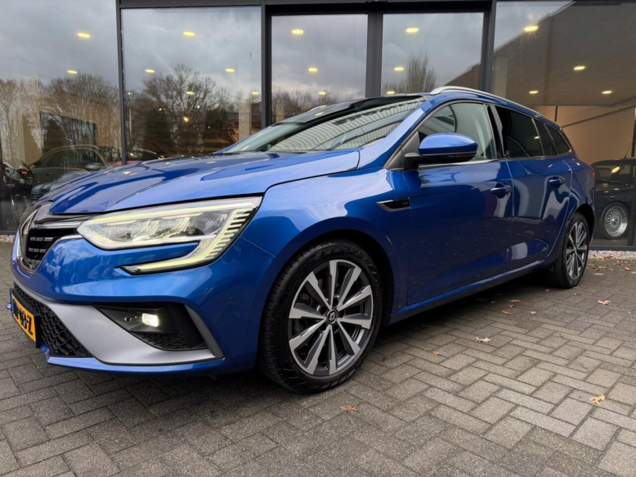 Renault MEGANE 1.6 E-Tech Hybrid 160 R.S. Line,LED,Digi Dash,Gr.Navi,Camera,Lane Ass.,Clima,Carplay