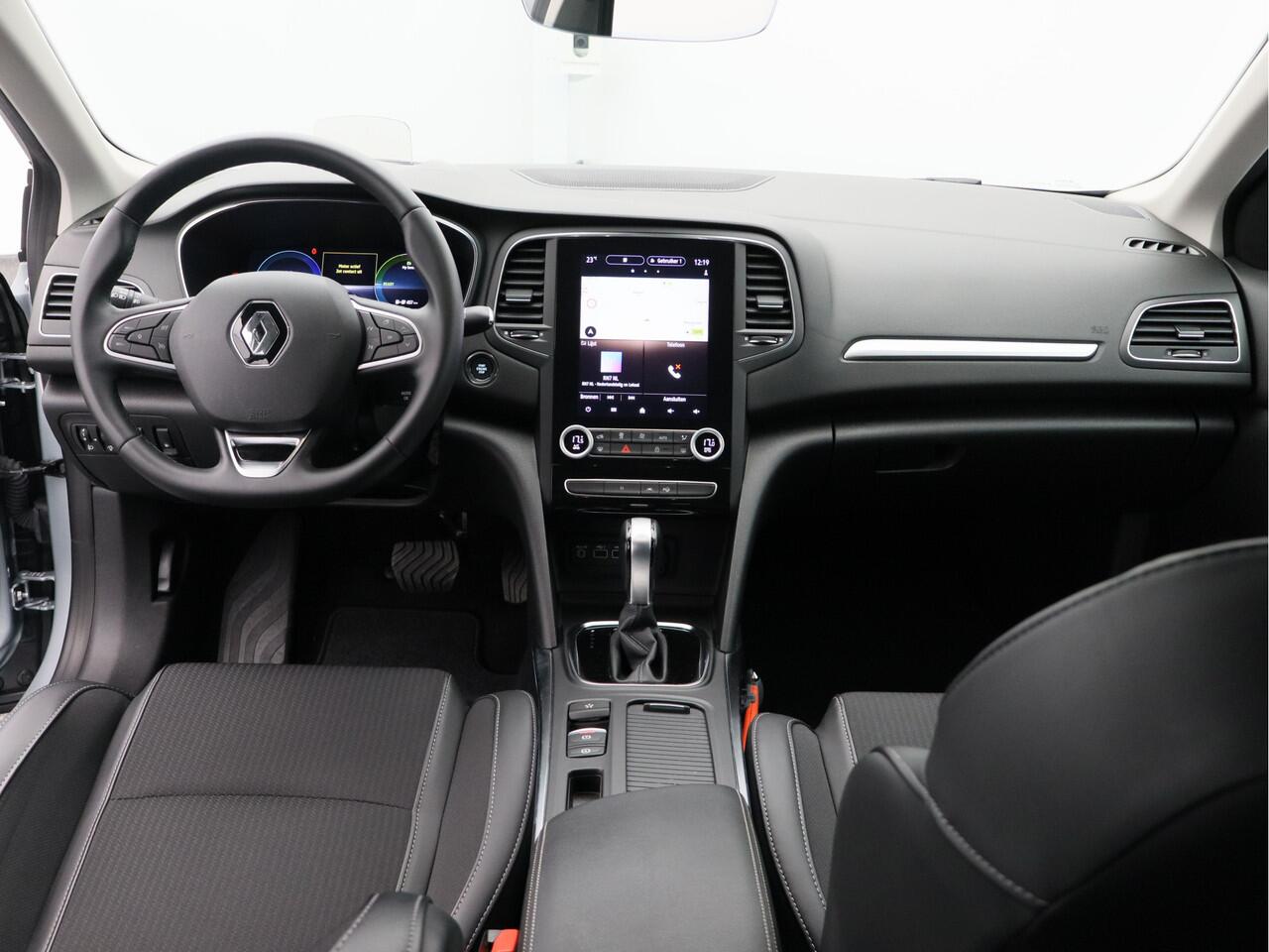 Renault MEGANE Estate 1.6 E-Tech Plug-In Hybrid 160 Intens/ lage km/ zeer mooi!