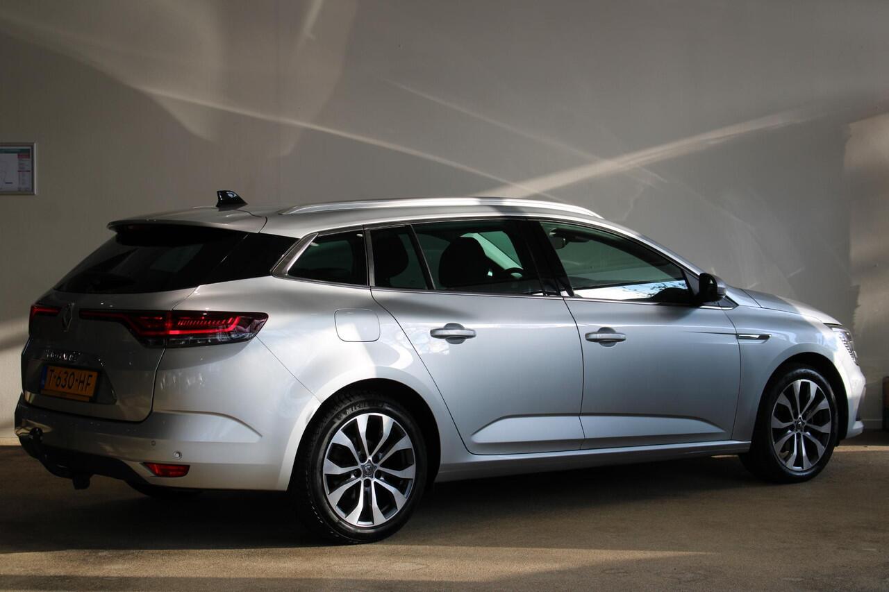 Renault MEGANE Estate 1.3 TCe 140 Techno | Trekhaak | Camera achter | Parkeersensoren voor en achter