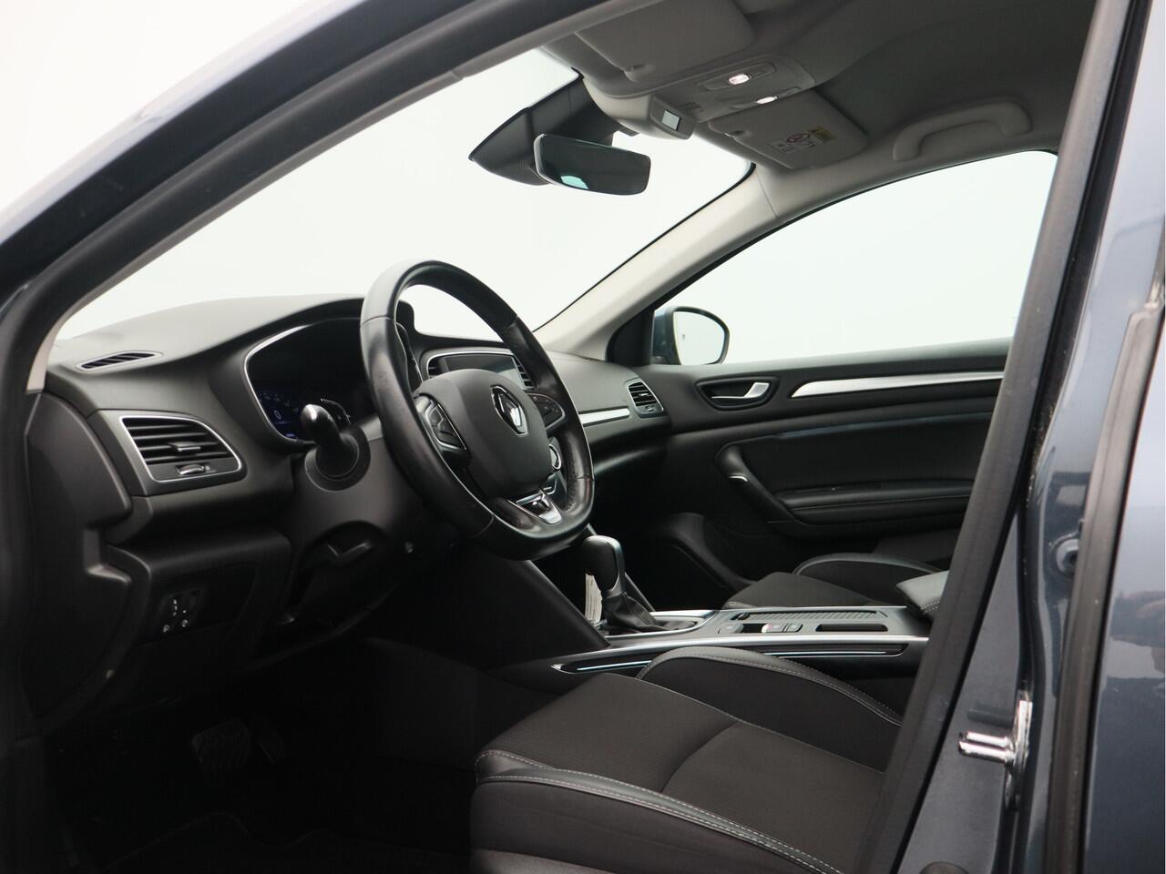 Renault MEGANE Estate 1.3 TCe Intens/ automaat/ trekhaak/ zeer mooi!