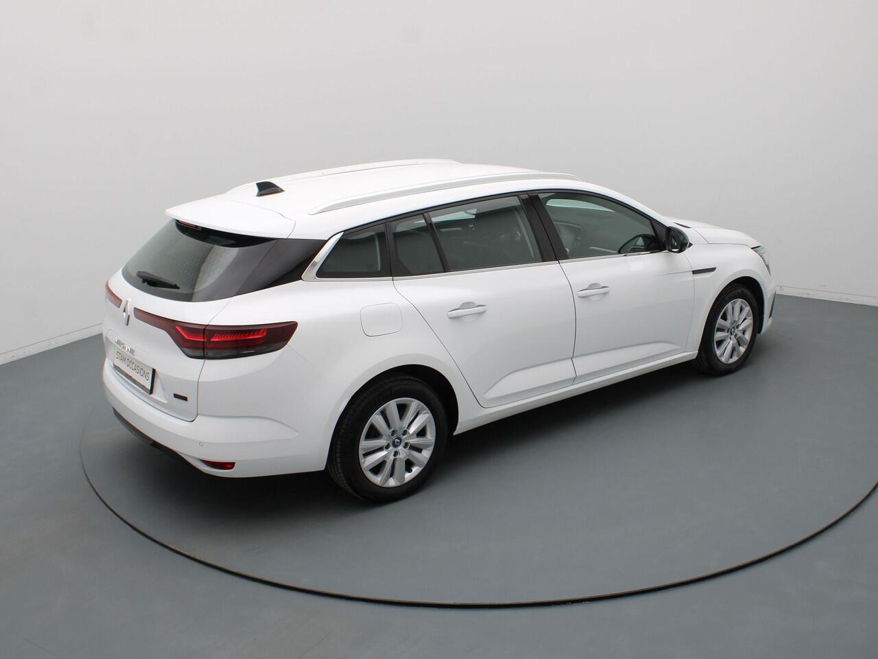 Renault MEGANE Estate E-Tech Plug-In Hybrid 160pk Equilibre Climate | Cruise | Navi | Parkeersens. v+a