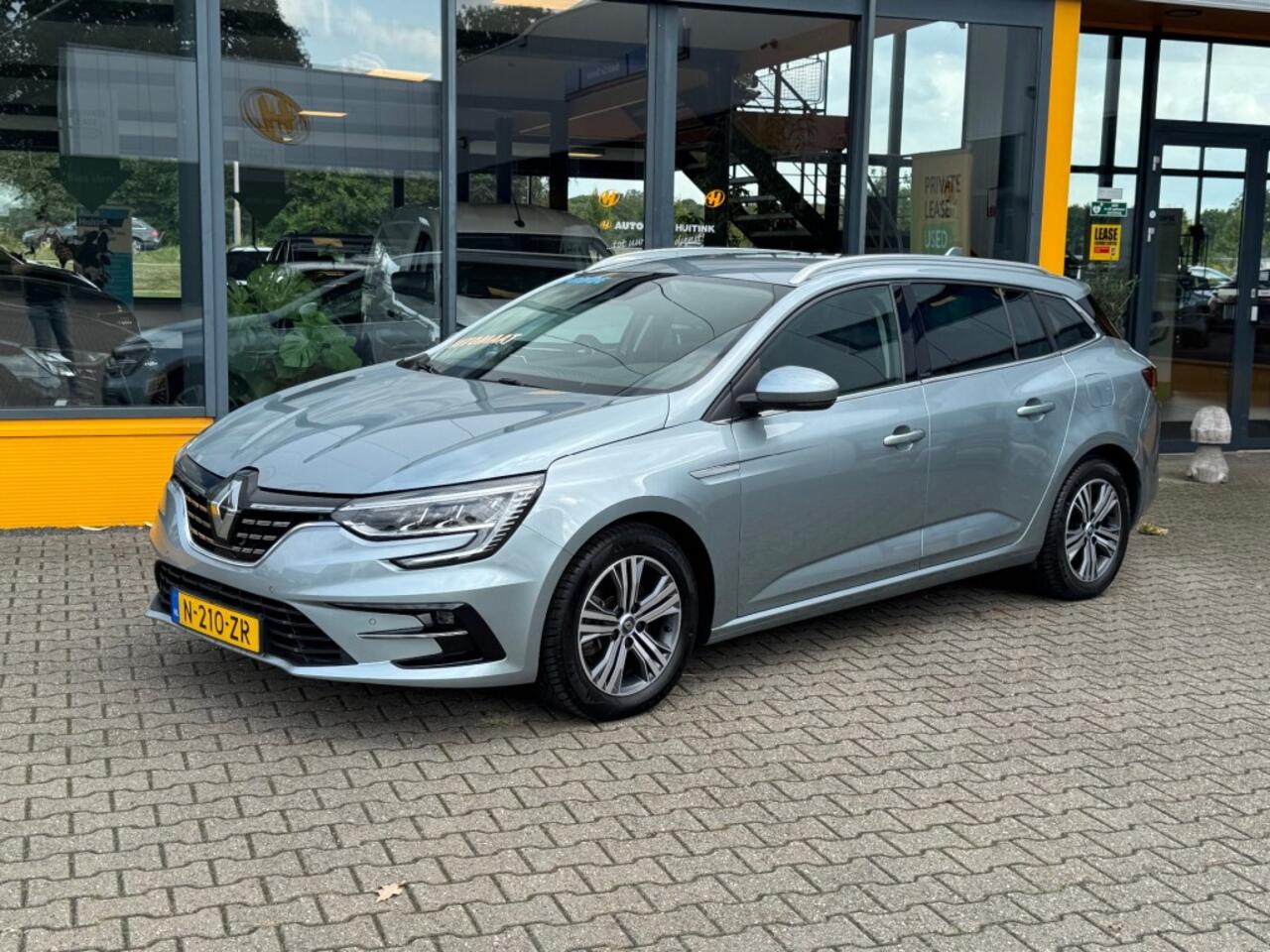 Renault MEGANE Estate 1.6 Plug-In Hybrid Intens