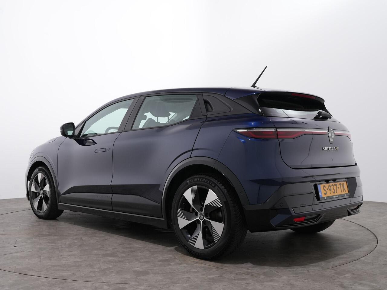 Renault MEGANE E-Tech EV60 220PK OPTIMUM CHARGE EVOLUTION | Navi | Camera | Parkeersensoren v/a