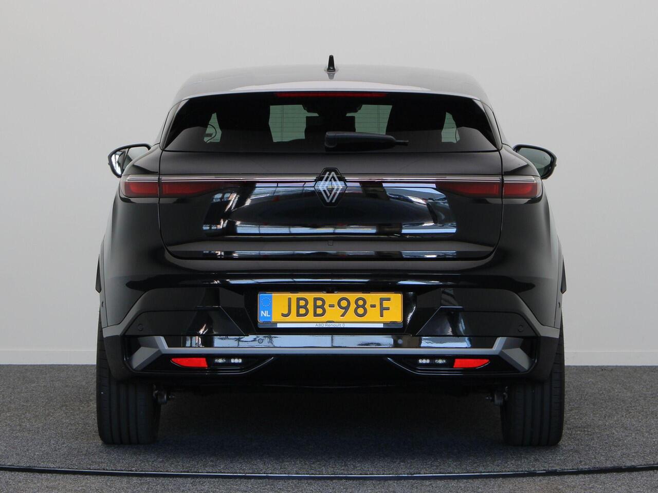 Renault MEGANE E-Tech comfort range esprit alpine 60 kWh | 17% bijtelling* | Harman Kardon | 360 graden camera |