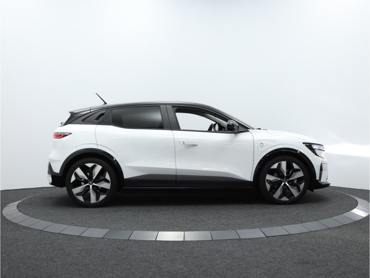 Renault MEGANE EV40 B.C. Equilibre | Navigatie | Camera | Cruise control