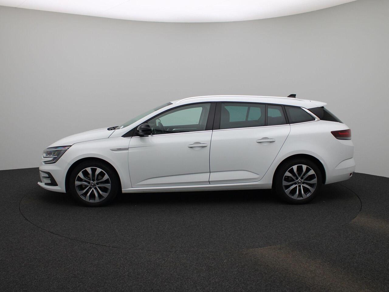 Renault MEGANE Estate 1.3 TCe 140 PK Techno Navigatie | Climate Control | Cruise Control | Parkeersensoren Voor en Achter | Camera Achter | Apple Carplay & Android Auto