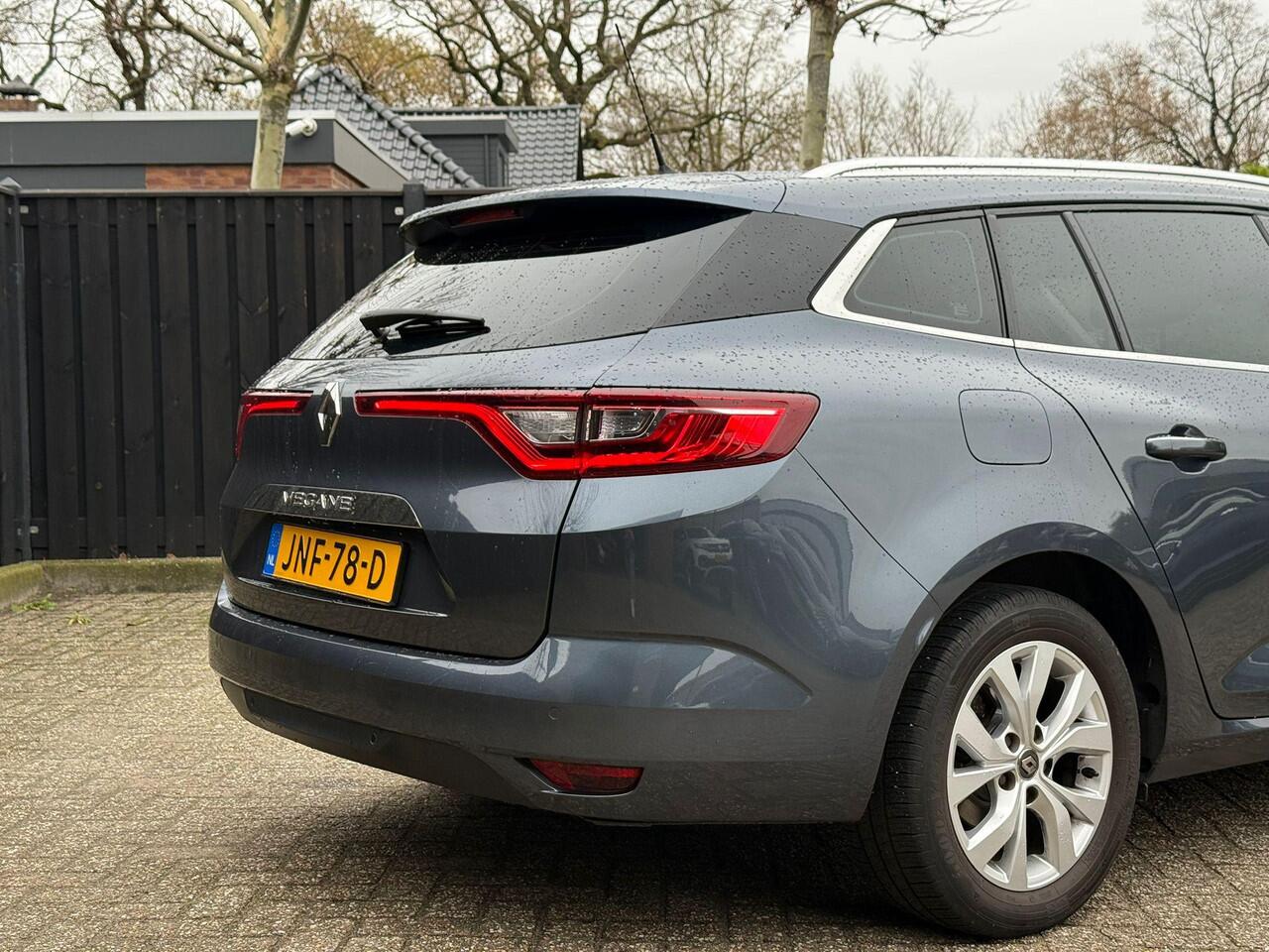 Renault MEGANE Estate 1.3 TCe Limited