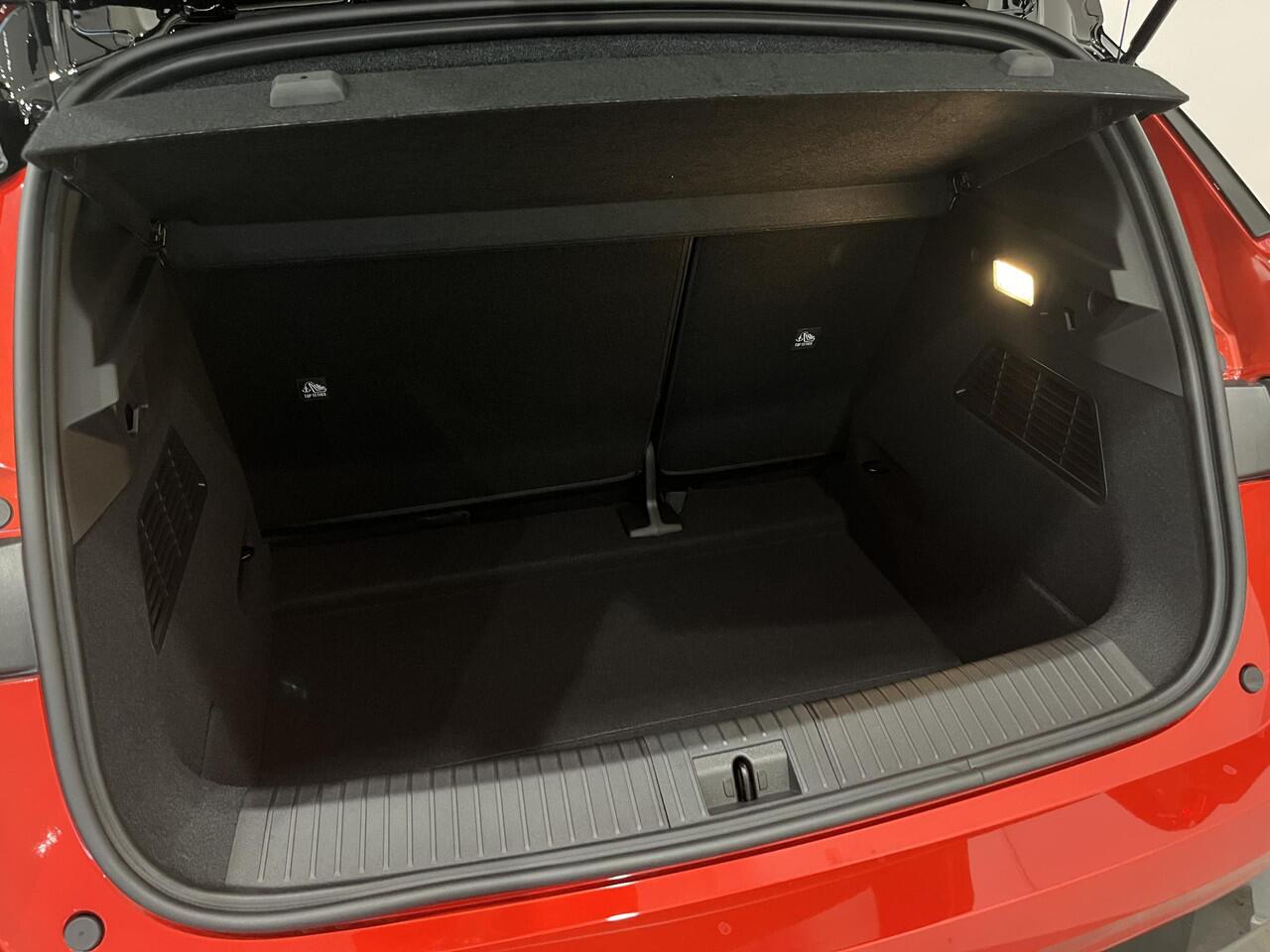 Renault MEGANE E-Tech Iconic 220 Comfort Range 60 kWh | Pack Augmented Vision & Advanced Driving Assist | Van: ¤ 44.359,- nu rijklaar voor: ¤ 41.359,-