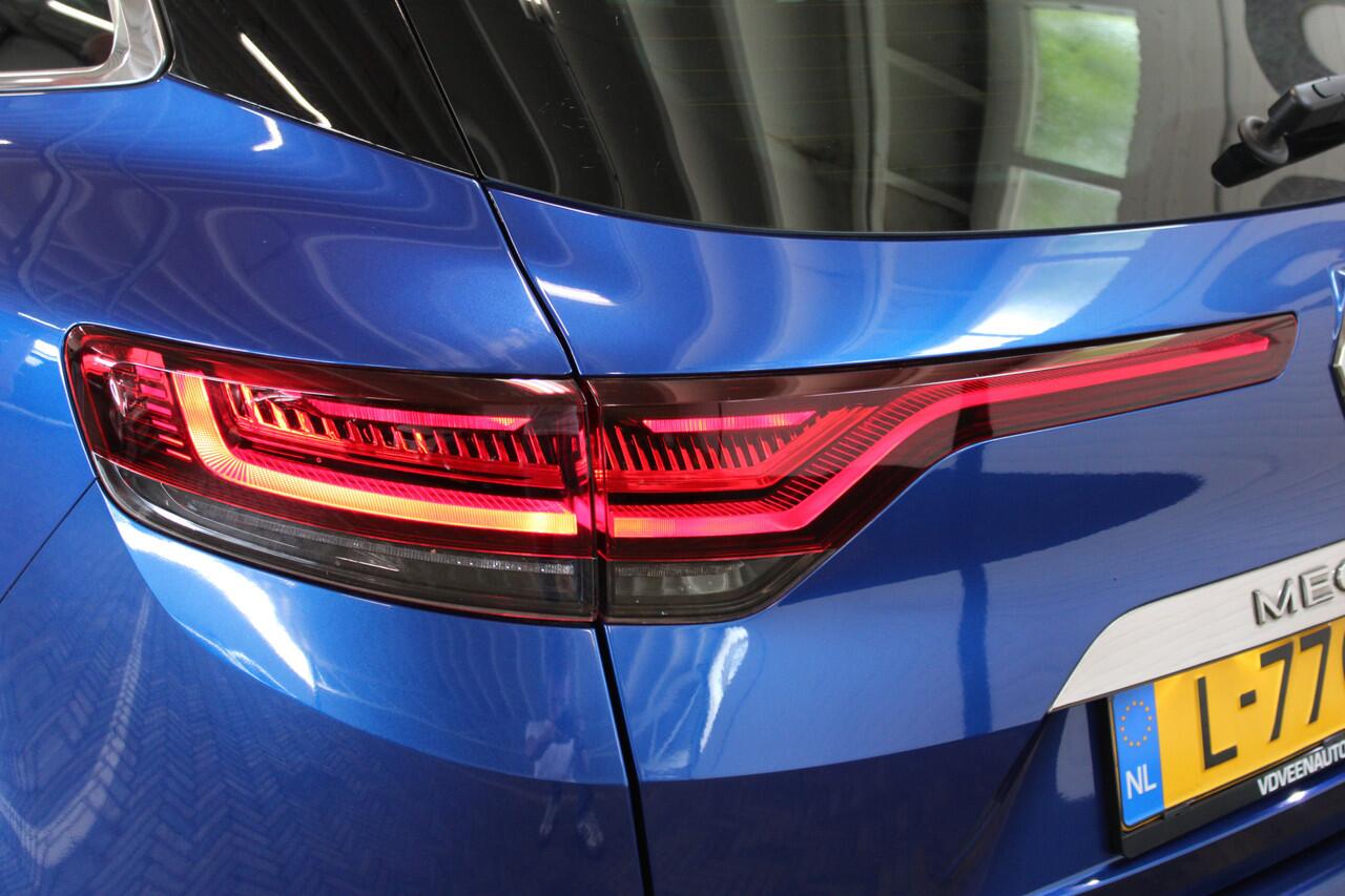 Renault MEGANE Estate 1.3 TCe Intens | Incl. 12 maanden garantie | Adaptieve cruise control | Apple carplay/Android auto | Schuif/kantel dak | Parkeercamera | Climate control | DAB radio | BOSE audio |