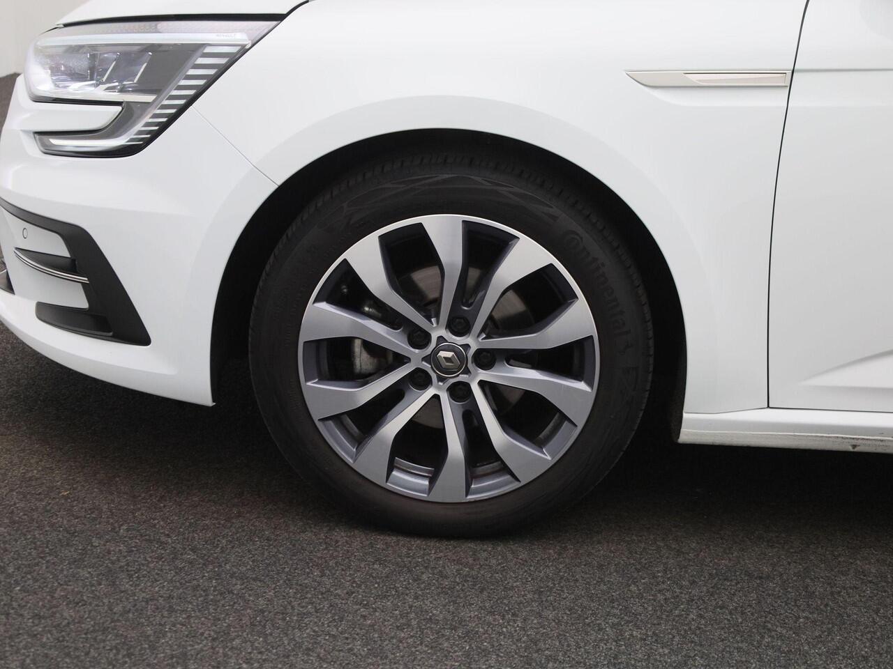 Renault MEGANE Estate 1.3 TCe 140 Techno | Stoel- & Stuurwielverwarming | 9,3" Full-Map Navigatie | Camera | PDC Voor + Achter | Climate Control | LED Pure Vision | Keyless | 17" LMV | Privacy Glass | Apple Carplay & Android Auto