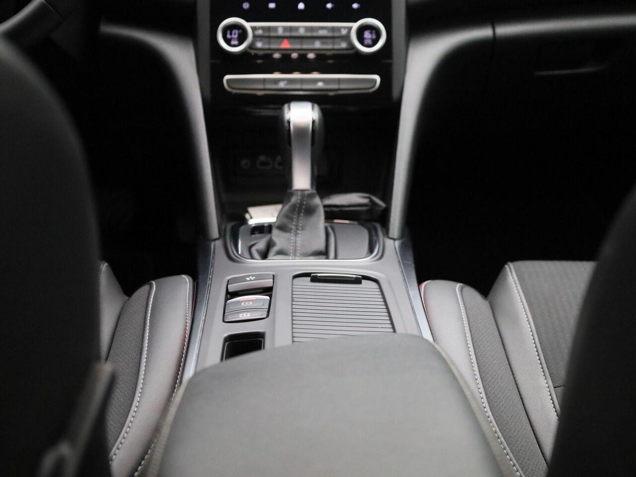 Renault MEGANE Estate 1.3 TCe 140 Techno | Automaat | Achteruitrijcamera | Navigatie