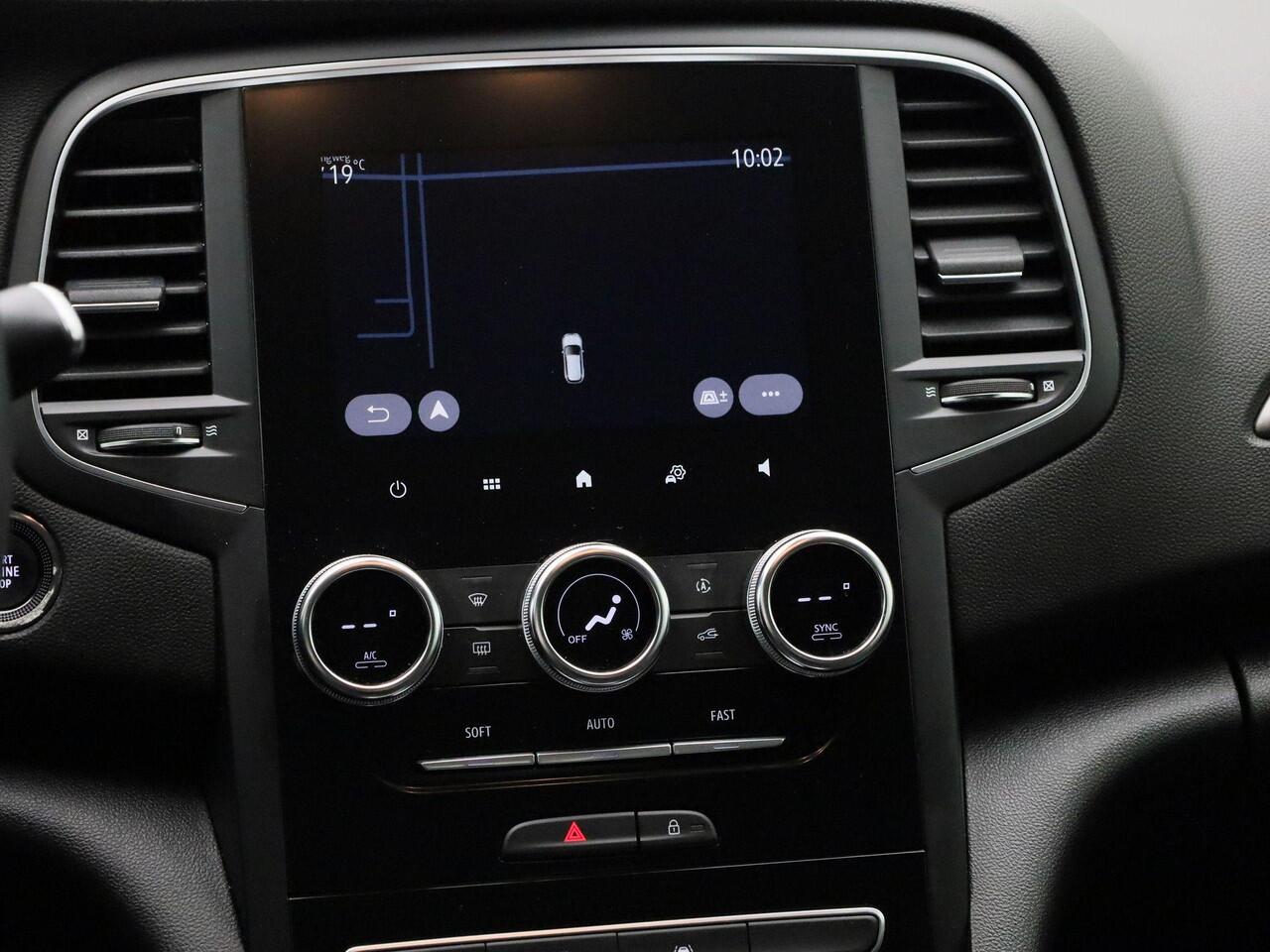 Renault MEGANE Estate 1.3 TCe 140 Equilibre | Cruise/Climate Control | Navigatie | Parkeersensoren Voor en Achter|