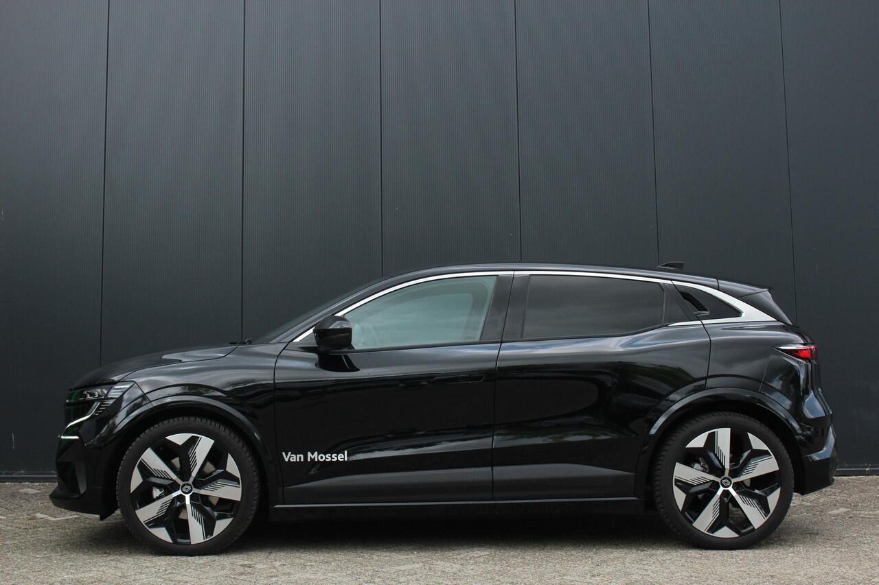 Renault MEGANE E-Tech Comfort Range Techno 60 kWh 220Pk | Google Navigatie | Draadloze Carplay | Parkeersensoren & Camera | Voorstoelen & Stuur verwarming | All Season Banden | Full LED Verlichting |