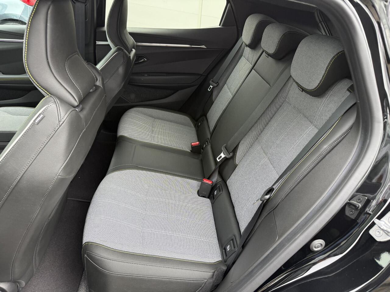 Renault MEGANE E-Tech comfort range techno 60 kWh | 360° Camera | Winterpack | Harman & Kardon | Digitale Binnenspiegel