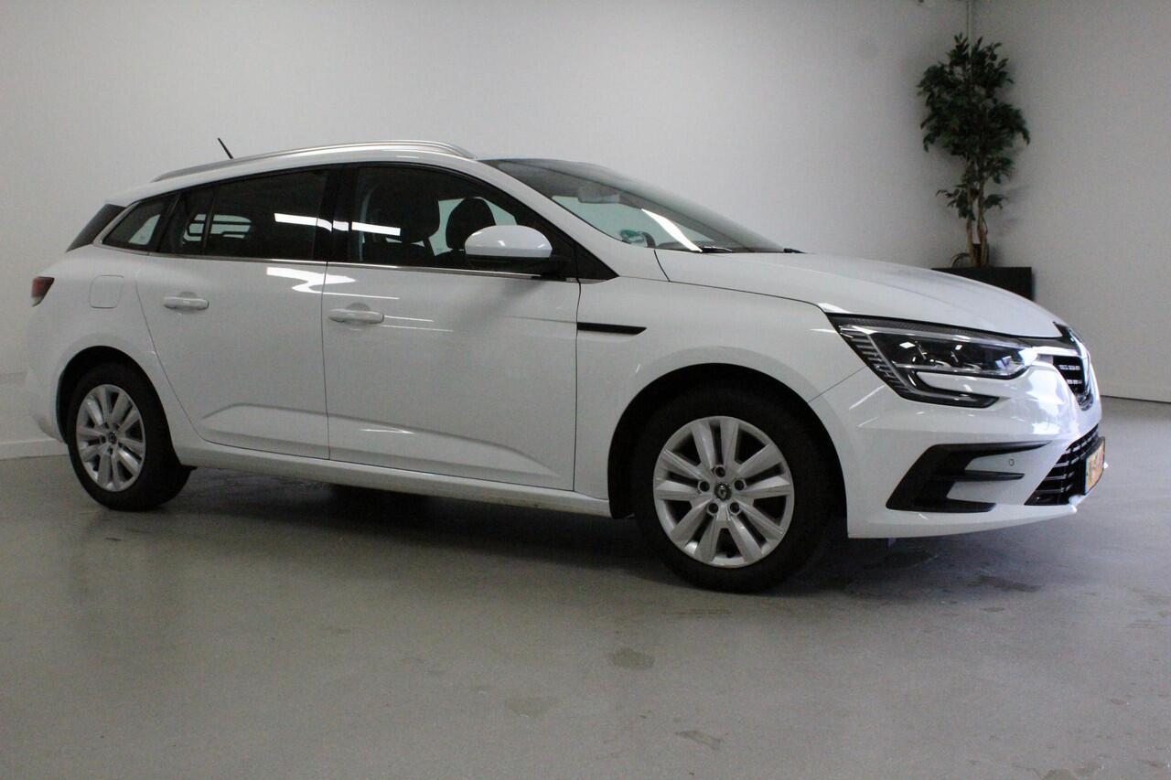 Renault MEGANE Estate 1.0 TCe Zen | DAB-RADIO | CRUISE | PDC-V/A | NAVIGATIE | LED-KOPLAMPEN | TREKHAAK |