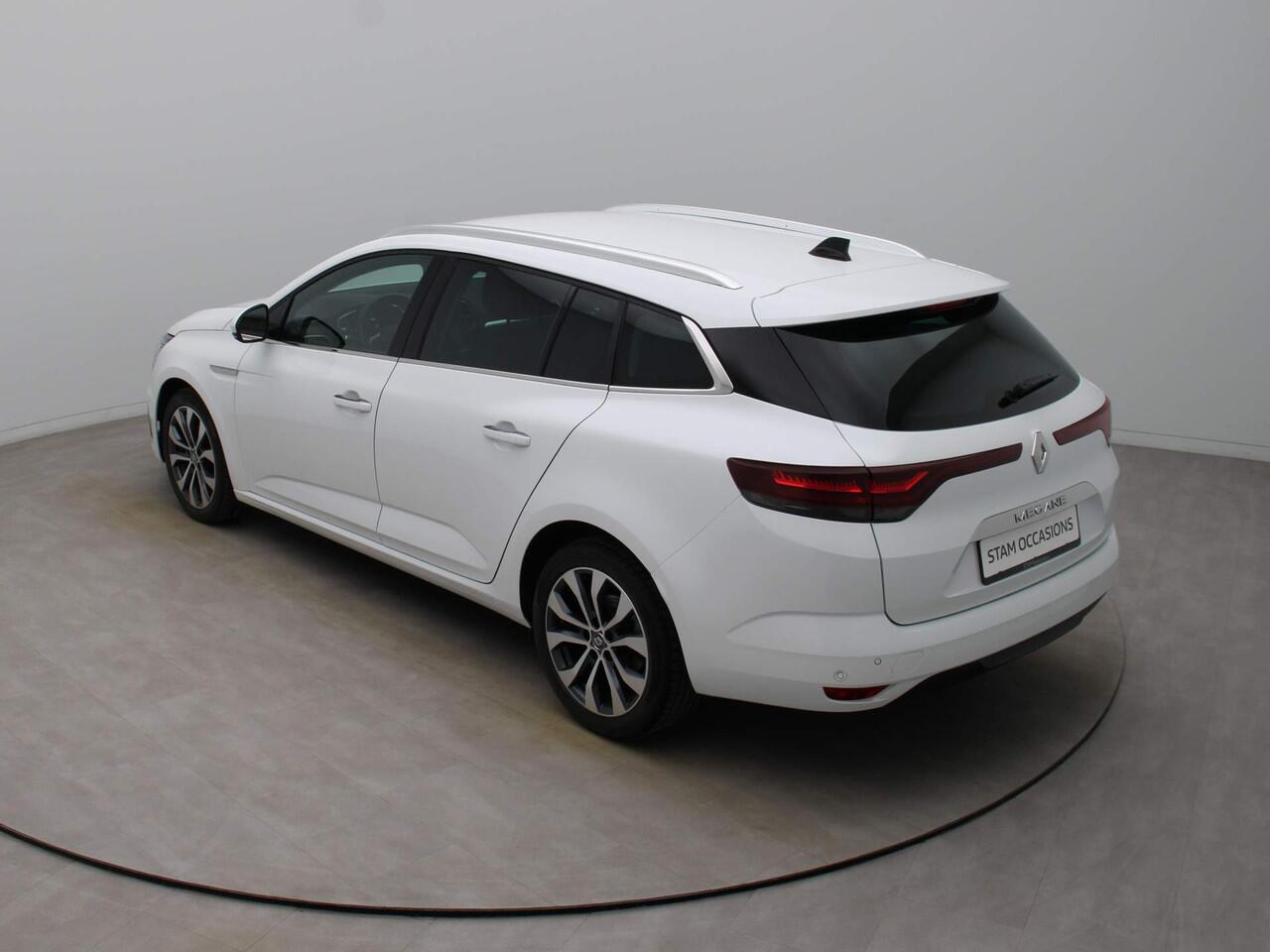 Renault MEGANE Estate TCe 140pk Techno EDC/AUTOMAAT Climate | Cruisecontrol | Navi | Parksens. v+a |