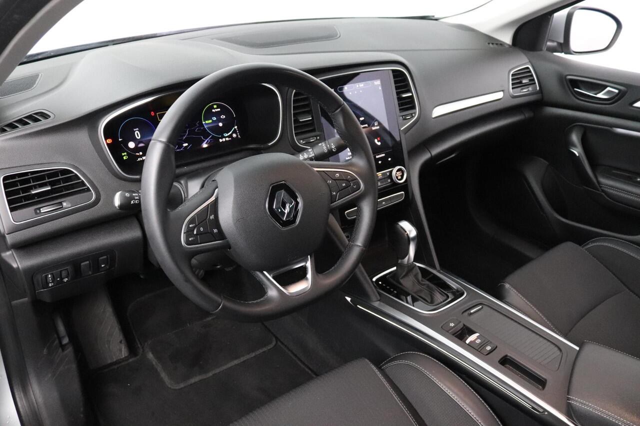 Renault MEGANE Estate 1.6 Plug-In Hybrid 160 Techno | Achteruitrijcamera | Apple CarPlay / Android Auto | Climate Control | Cruise Control |