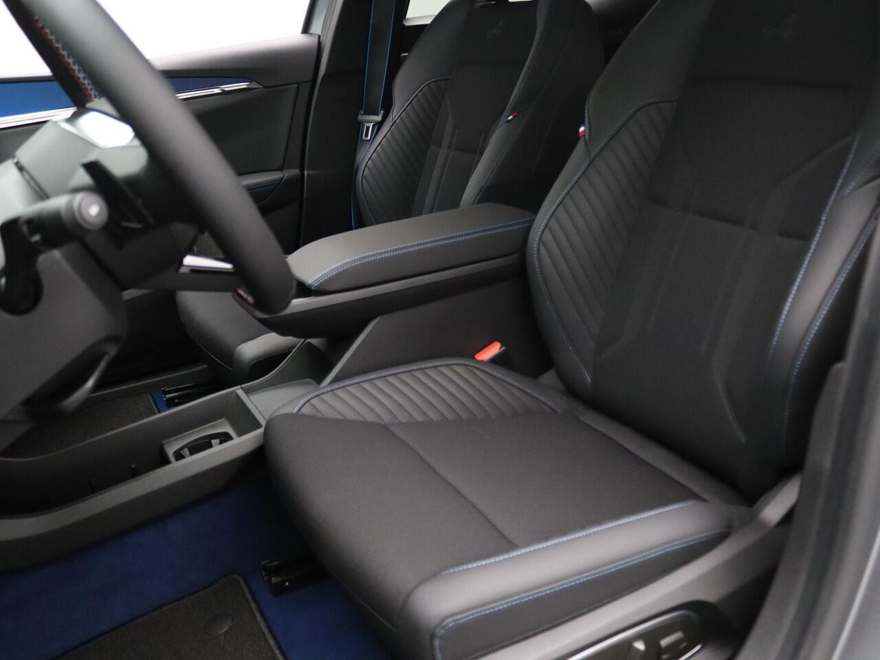 Renault MEGANE E-Tech comfort range esprit alpine 60 kWh Automaat Harman Kardon | 360° Camera | Adapt. Cruise | Stoel-/stuurverw.