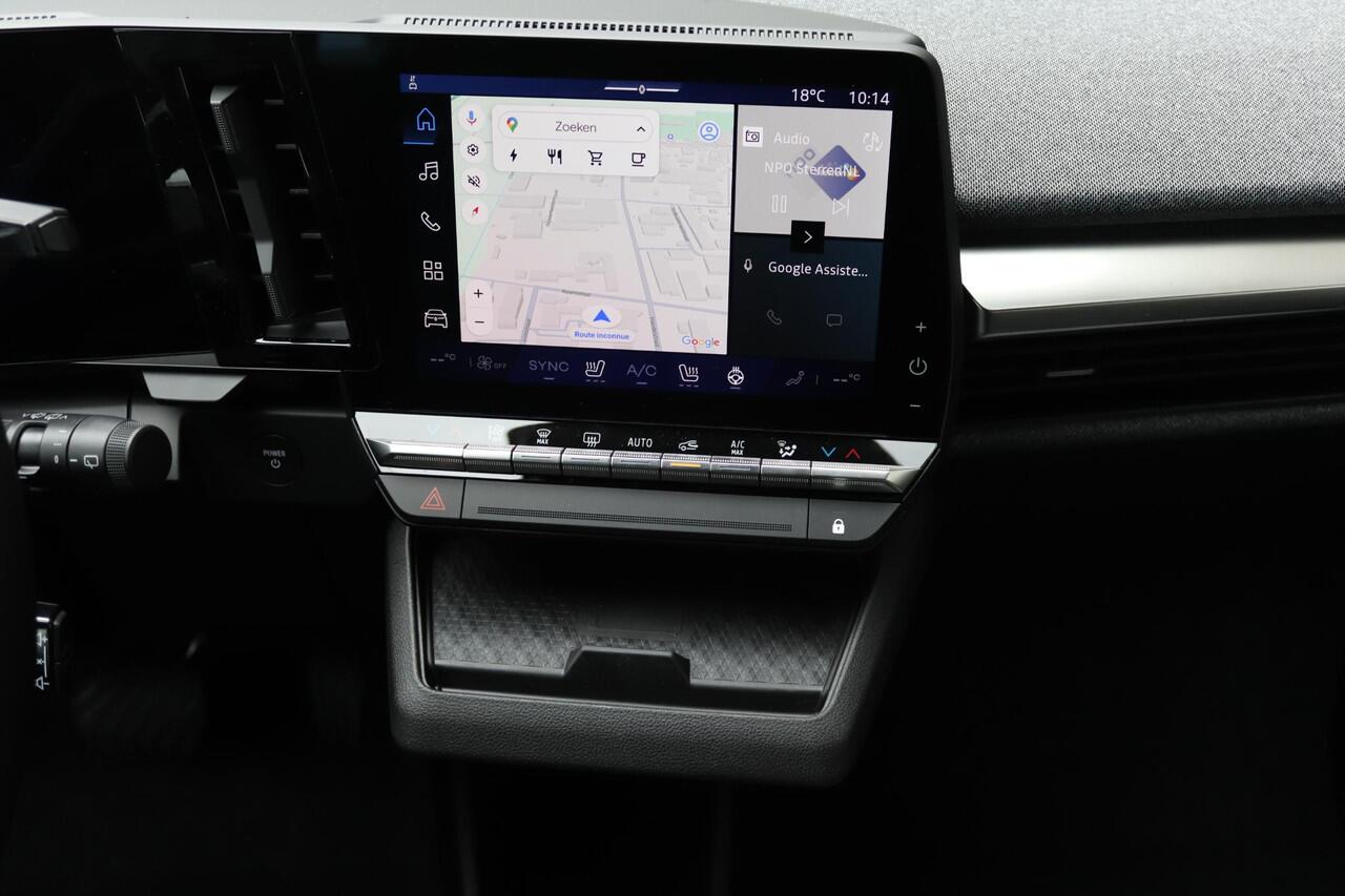 Renault MEGANE E-Tech Evolution 130pk 60 kWh Comfort Range | Stoel + Stuurverwarming | Navigatie | Parkeersensoren V + A |