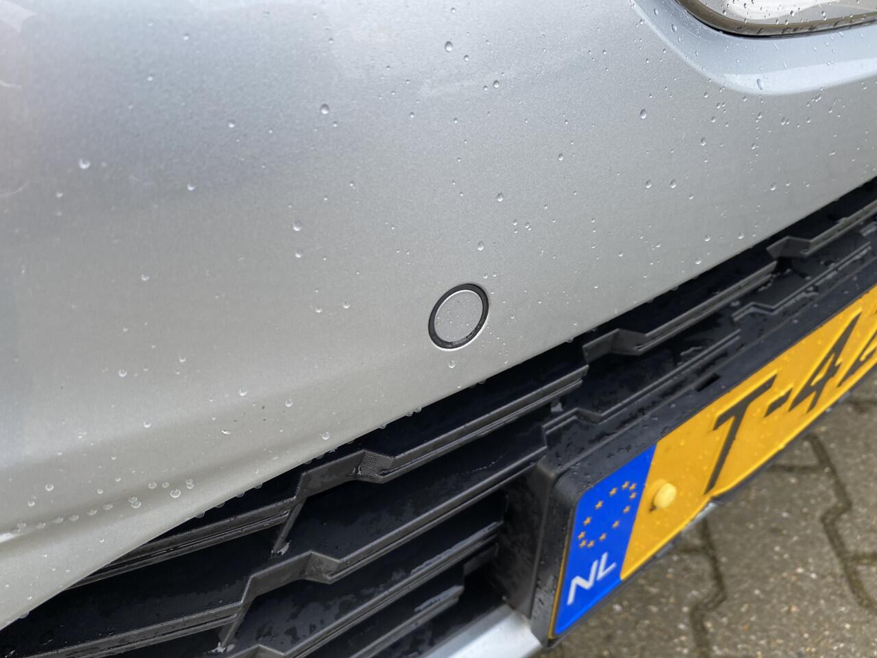 Renault MEGANE Estate 1.3 TCe 140 Equilibre Cruise Control, App-Connect & Climate Control