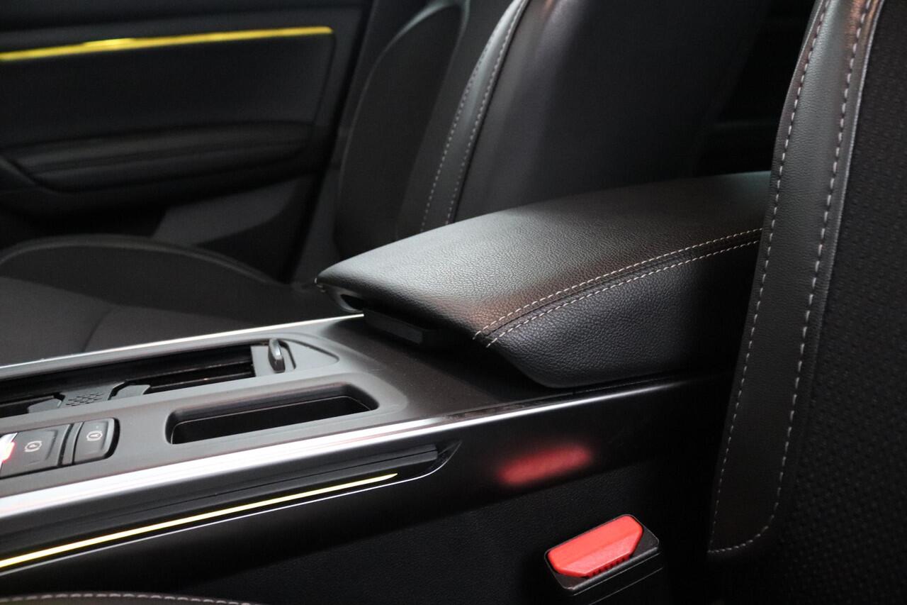 Renault MEGANE Estate 1.3 TCe 140 EDC Techno | Pack Winter | Pack Parking | Bose Audio |