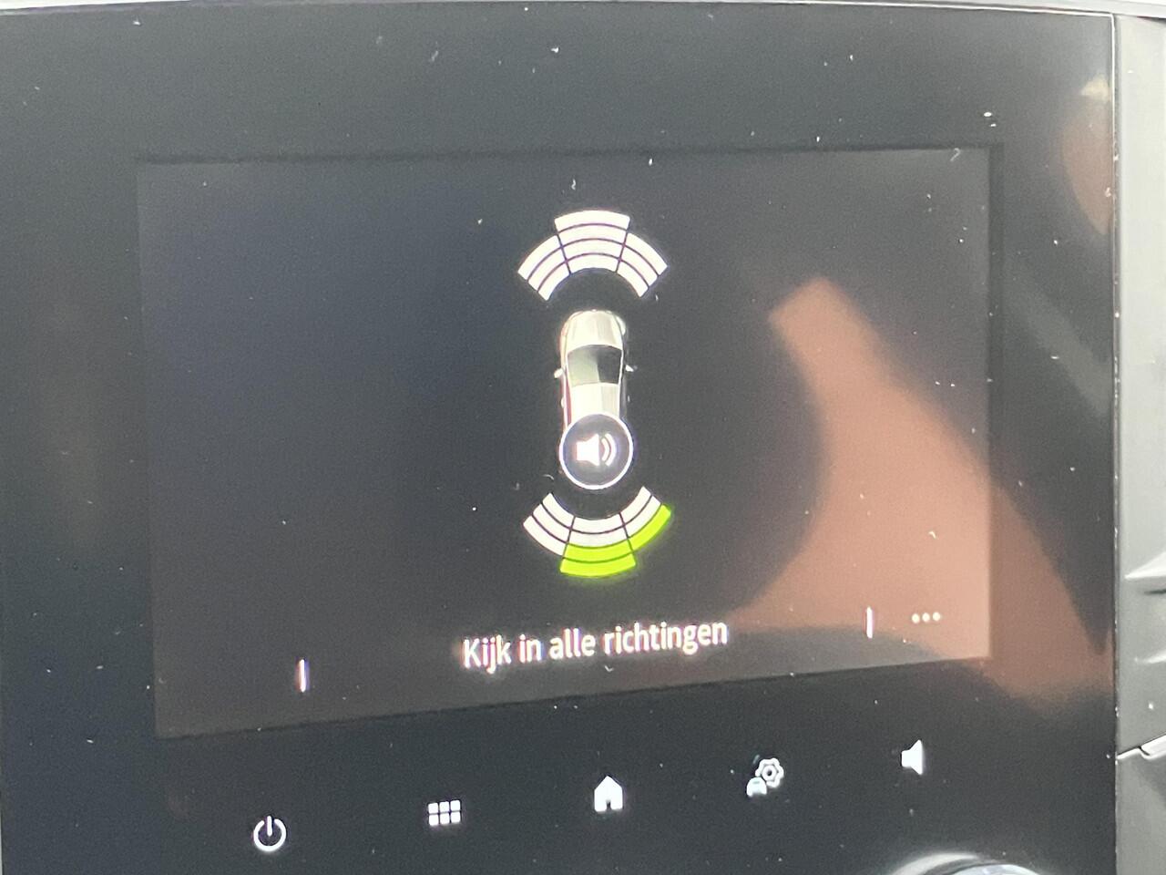 Renault MEGANE Estate 1.3 TCe 140 Equilibre * TREKHAAK *