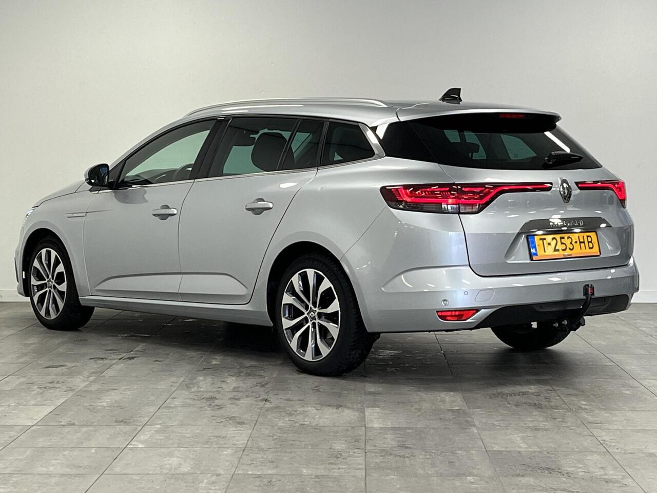 Renault MEGANE Estate 1.3 TCe 140 EDC Techno | Trekhaak 1700 kg geremd | All-season banden | Dodehoek Detectie | Camera | Carplay