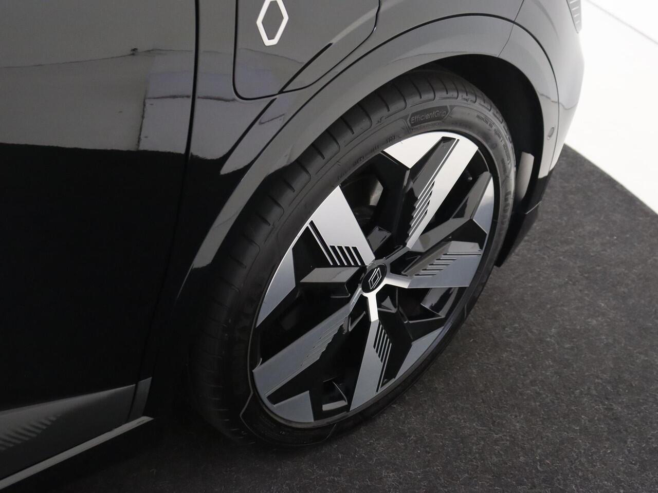 Renault MEGANE E-Tech EV60 Optimum Charge Techno 220PK | Harman Kardon | 360 Graden Camera | Stoel- en Stuurverwarming | Google Navigatie | Adaptive Cruise Control | Warmtepomp