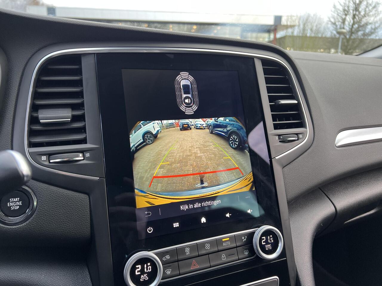 Renault MEGANE Estate 1.3 TCe 140 Techno | Trekhaak | Navigatie | Achteruitrijcamera