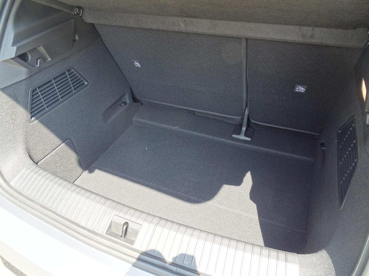 Renault MEGANE E-Tech comfort range esprit Alpine 60 kWh MY25 / PACK DRIVING & SOUND / MATTE LAK