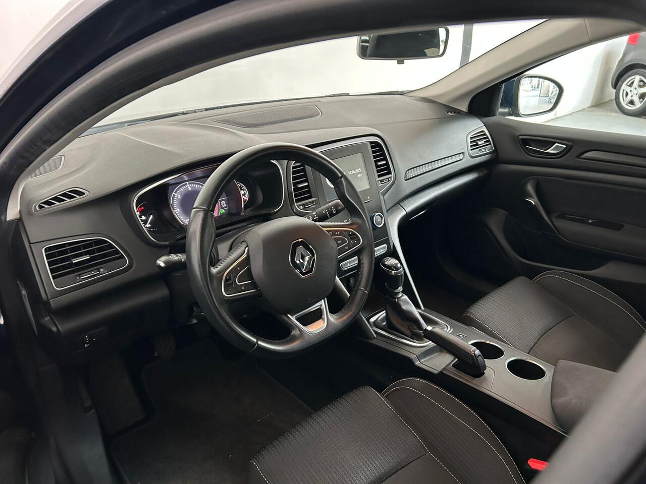 Renault MEGANE Estate 1.5 Blue dCi GT-Line