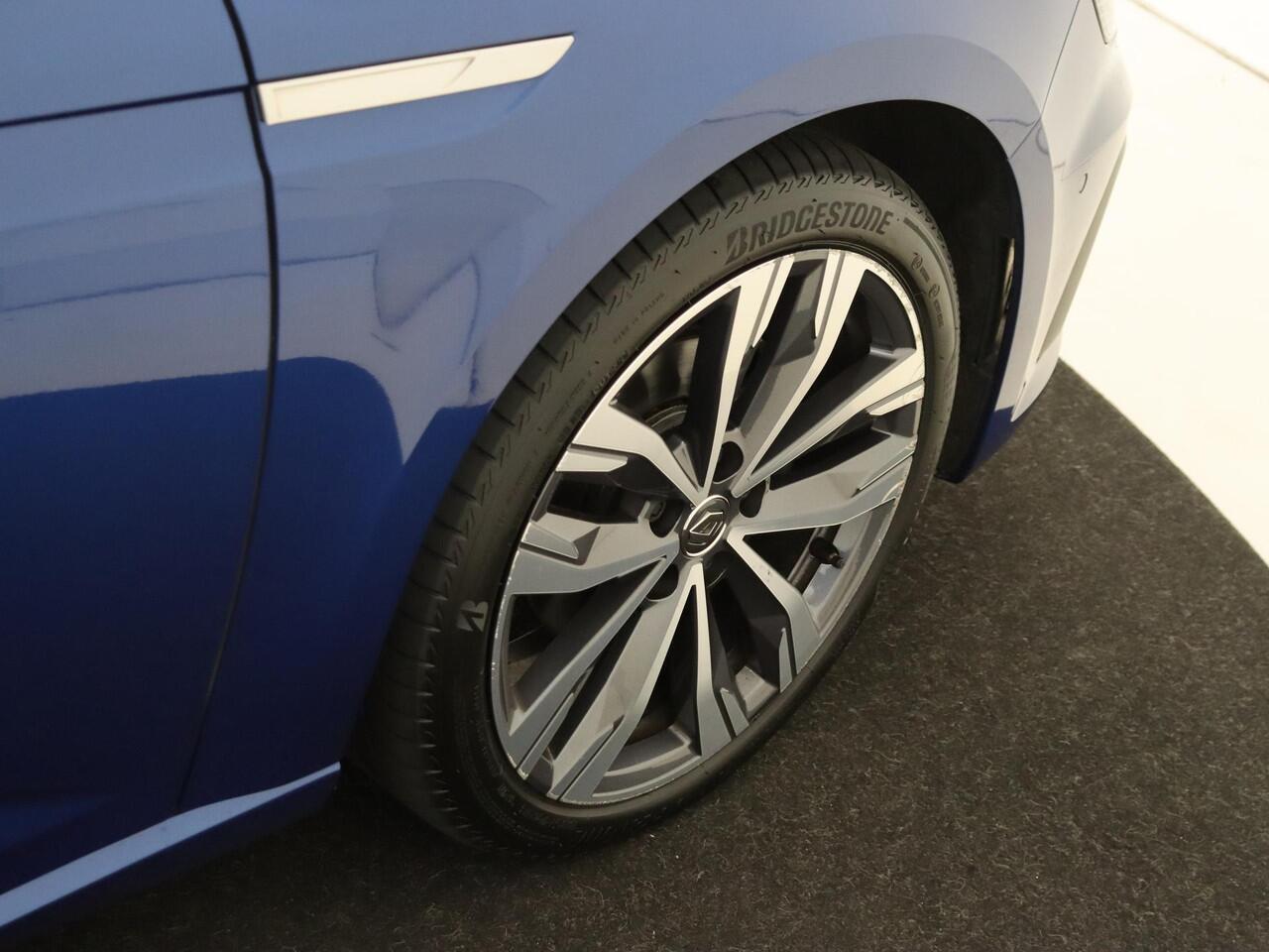 Renault MEGANE Estate 1.3 TCe 140 Techno AUTOMAAT | 9,3 Navigatie Bose audio | Parkeersensoren & Camera | | 18 Inch LM Velgen|