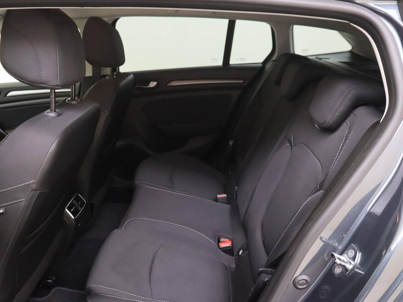 Renault MEGANE Estate 1.3 TCe Business Zen