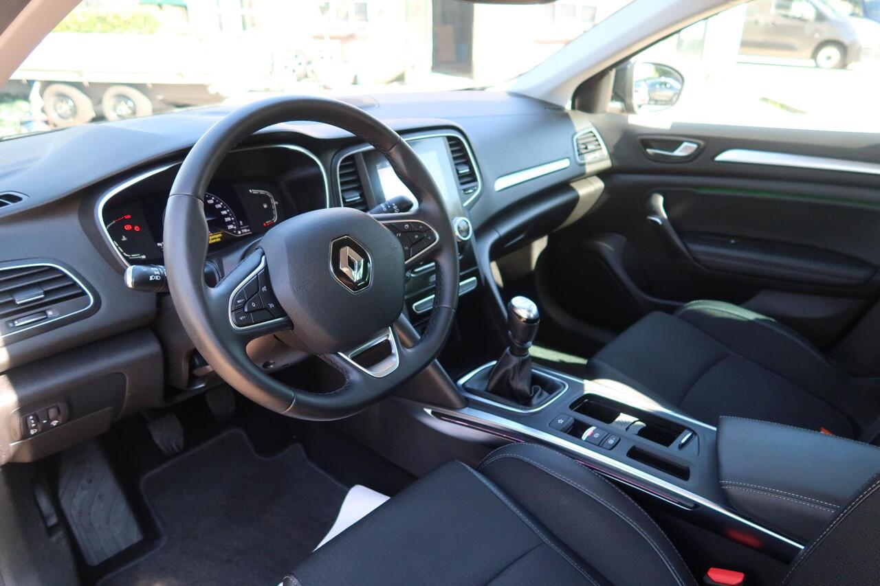 Renault MEGANE Estate 1.0 TCe Intens | NL-auto | 1e Eig | Groot navi | Camera | Trekhaak | Clima | PDC