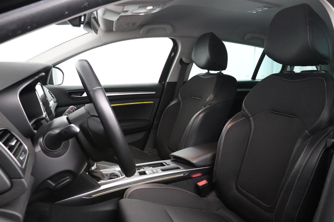 Renault MEGANE Estate 1.3 TCe 140 EDC Techno | Pack Winter | Pack Parking | Bose Audio |