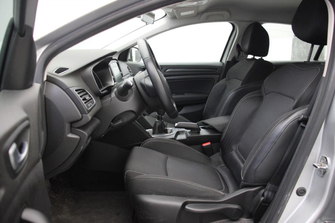 Renault MEGANE Estate 1.3 TCE Zen - Carplay, Navi, Cruise, Clima