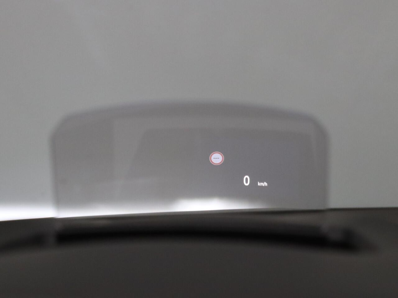 Renault MEGANE Estate E-Tech Plug-In Hybrid 160pk Intens Automaat Head-Up | Camera | Cruise | Navi | Parkeersens. v+a | Trekhaak