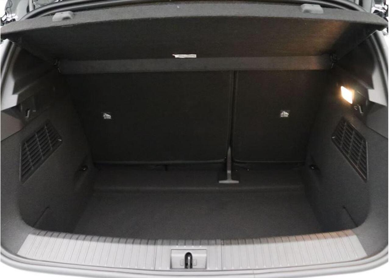 Renault MEGANE E-Tech comfort range iconic 60 kWh Adaptieve Cruise Control | 360 Camera | Draadloos CarPlay & Android Auto | Lederen bekleding