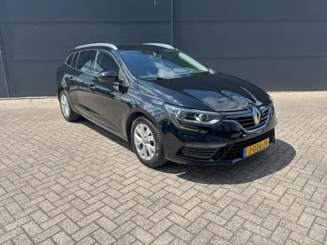 Renault MEGANE Estate 1.3 TCe Limited Automaat | Trekhaak | Achteruitrijcamera