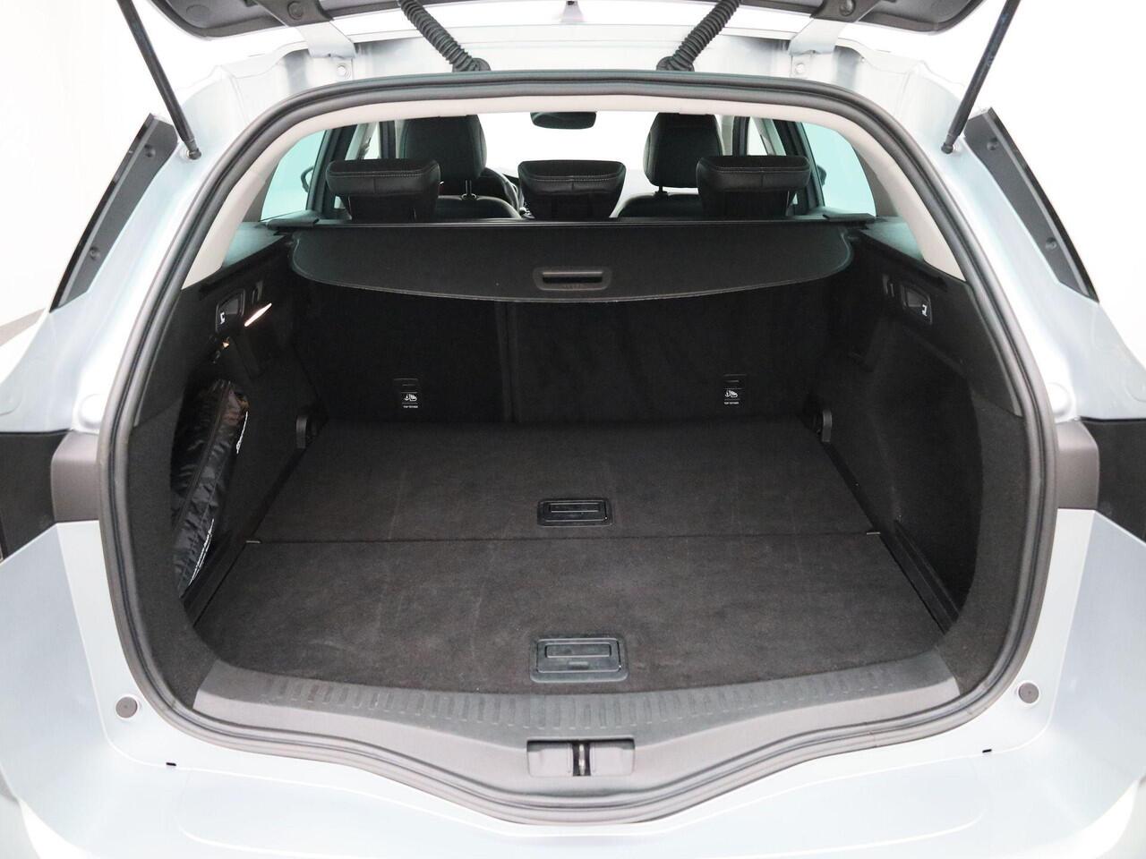 Renault MEGANE Estate 1.3 TCe Techno 140PK | Automaat | Navigatie | Achteruitrijcamera | Climate Control | Cruise Control | Apple CarPlay & Android Auto