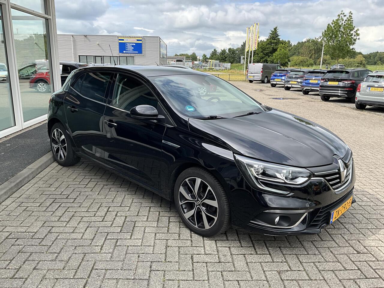 Renault MEGANE 1.3 TCe Bose