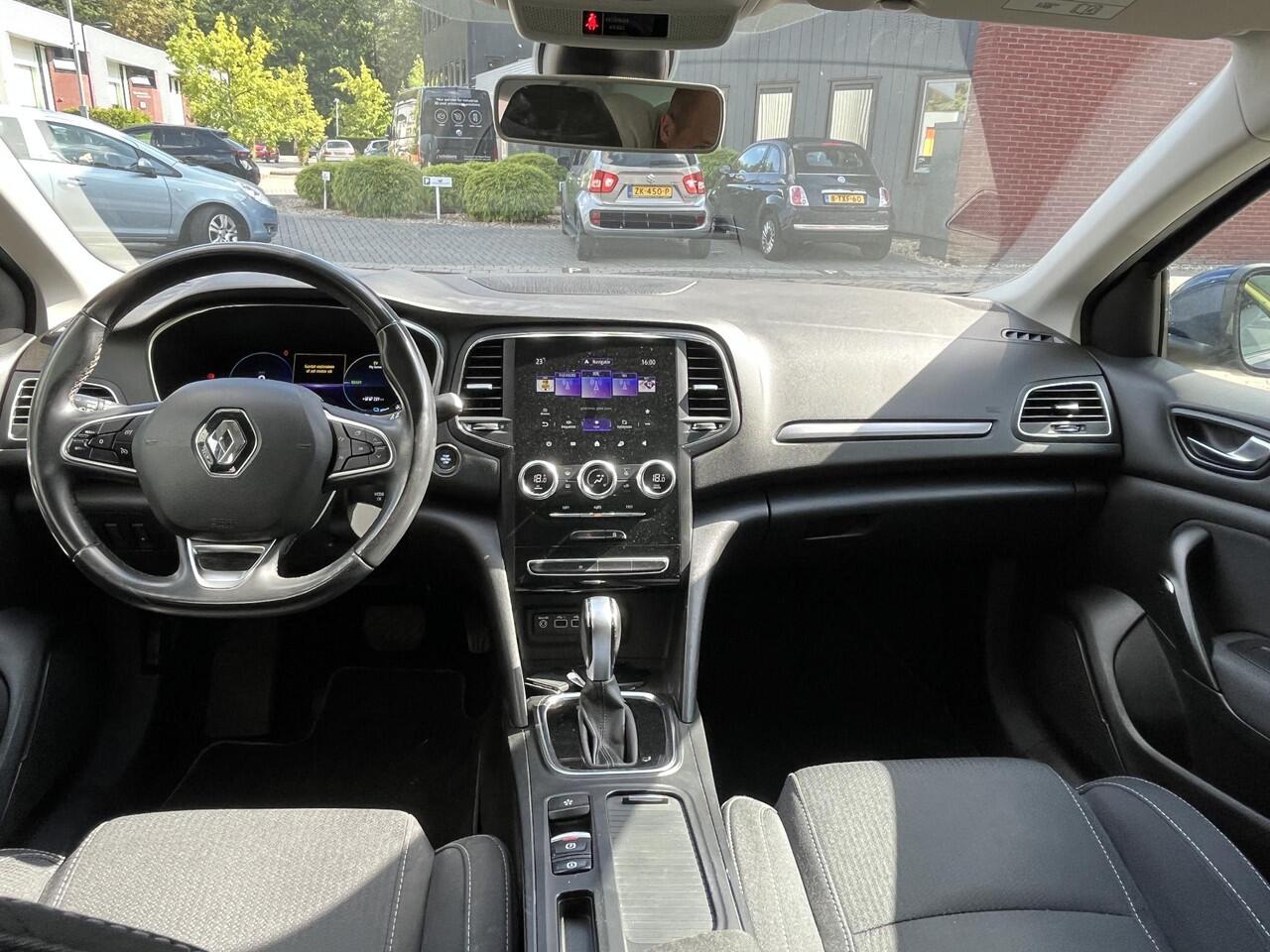 Renault MEGANE Estate 1.6 E-Tech Plug-In Hybrid 160 Business Edition One LED, Navigatie, Parkeersensoren