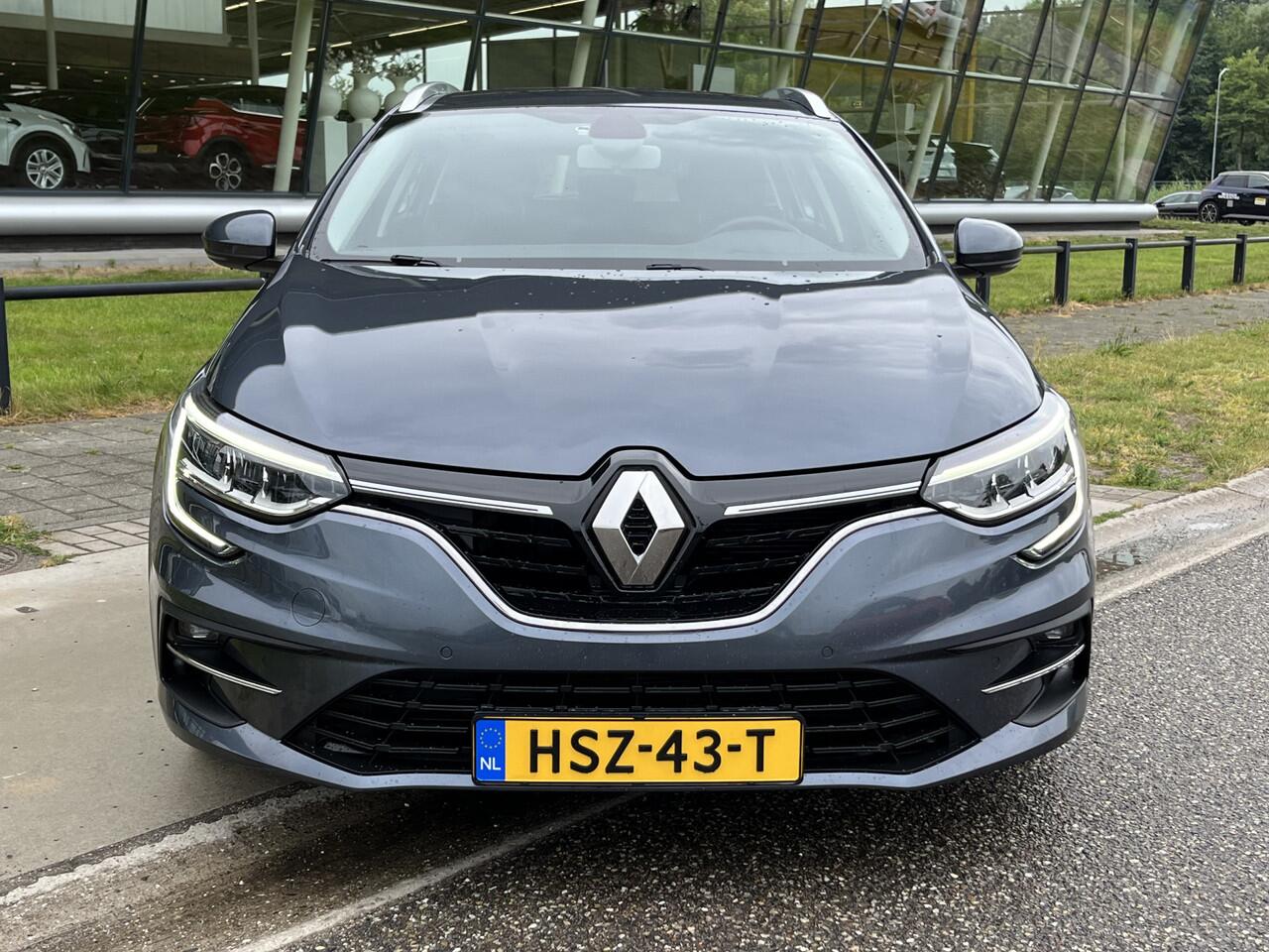 Renault MEGANE Estate 1.6 E-Tech Plug-In Hybrid 160 Business / Automaat / Apple Carplay - Android Auto / PDC V+A / Keyless / Climate /