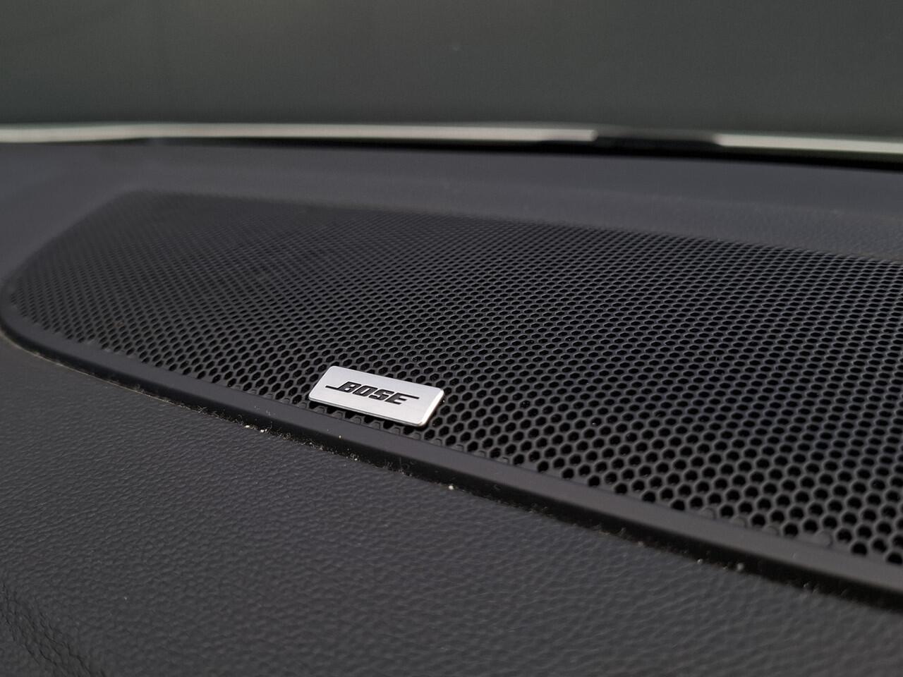 Renault MEGANE Estate 1.3 TCe Bose 1e EIGENAAR CAMERA HALF LEER PARK ASSIST LED NAVI CRUISE ECC TREKHAAK