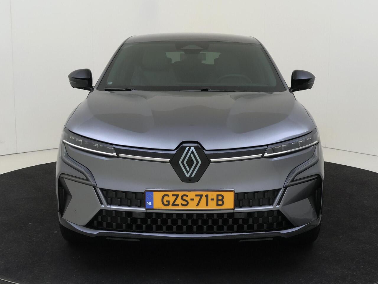 Renault MEGANE E-Tech comfort range techno 60 kWh | Navigatie met Google Integratie | Climate Control | Cruise Control Adaptief | Apple Carplay/Android Auto | Harman Kardon Premium Audio | Warmtepomp | Pack Winter | Parkeersensoren incl. Camera |