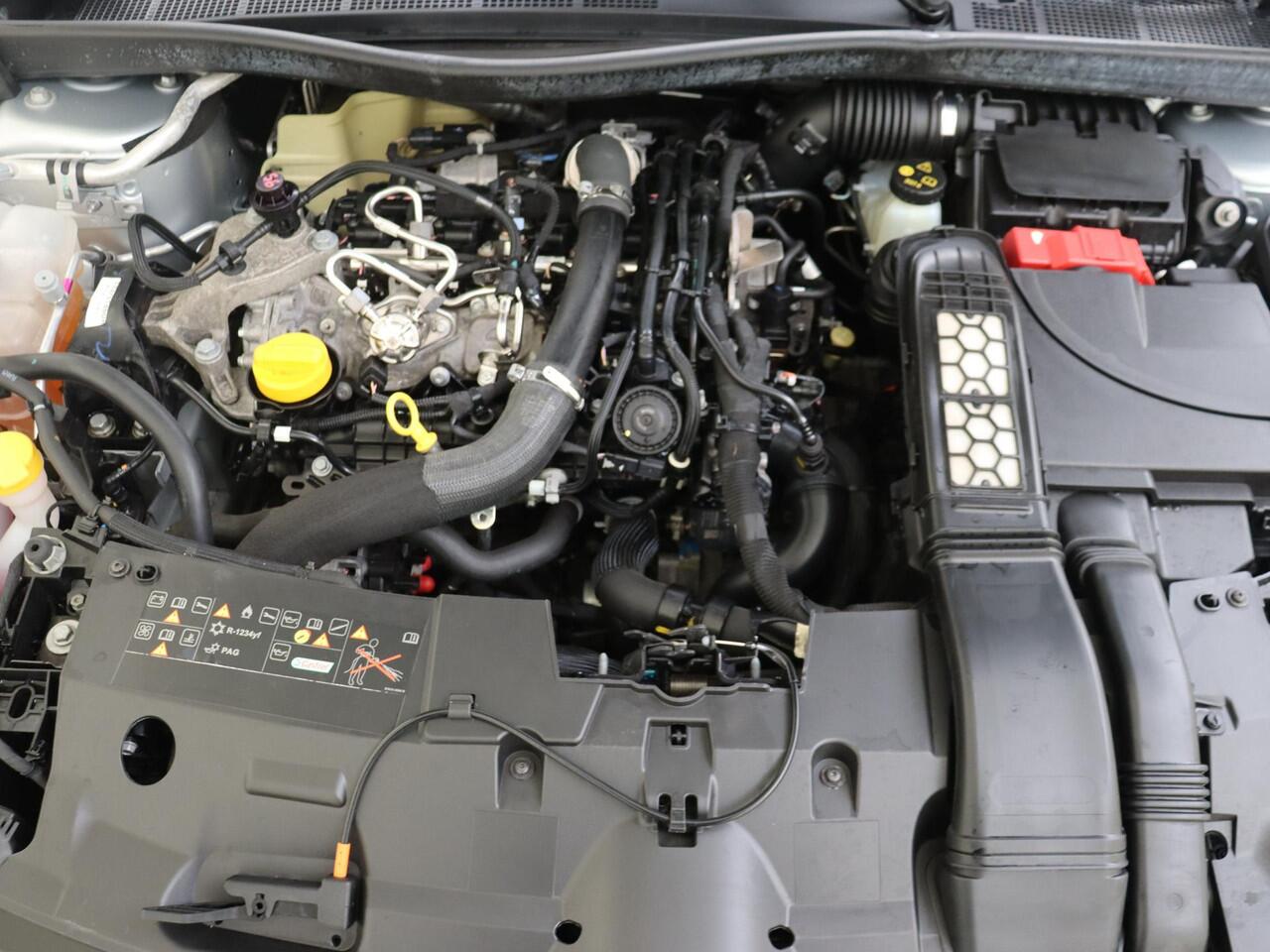 Renault MEGANE Estate 1.3 TCe Business Edition One |BTW | AUTOMAAT | Trekhaak 1700 kg| Cruise & Climate Control| Navigatie | Achteruitrijcamera