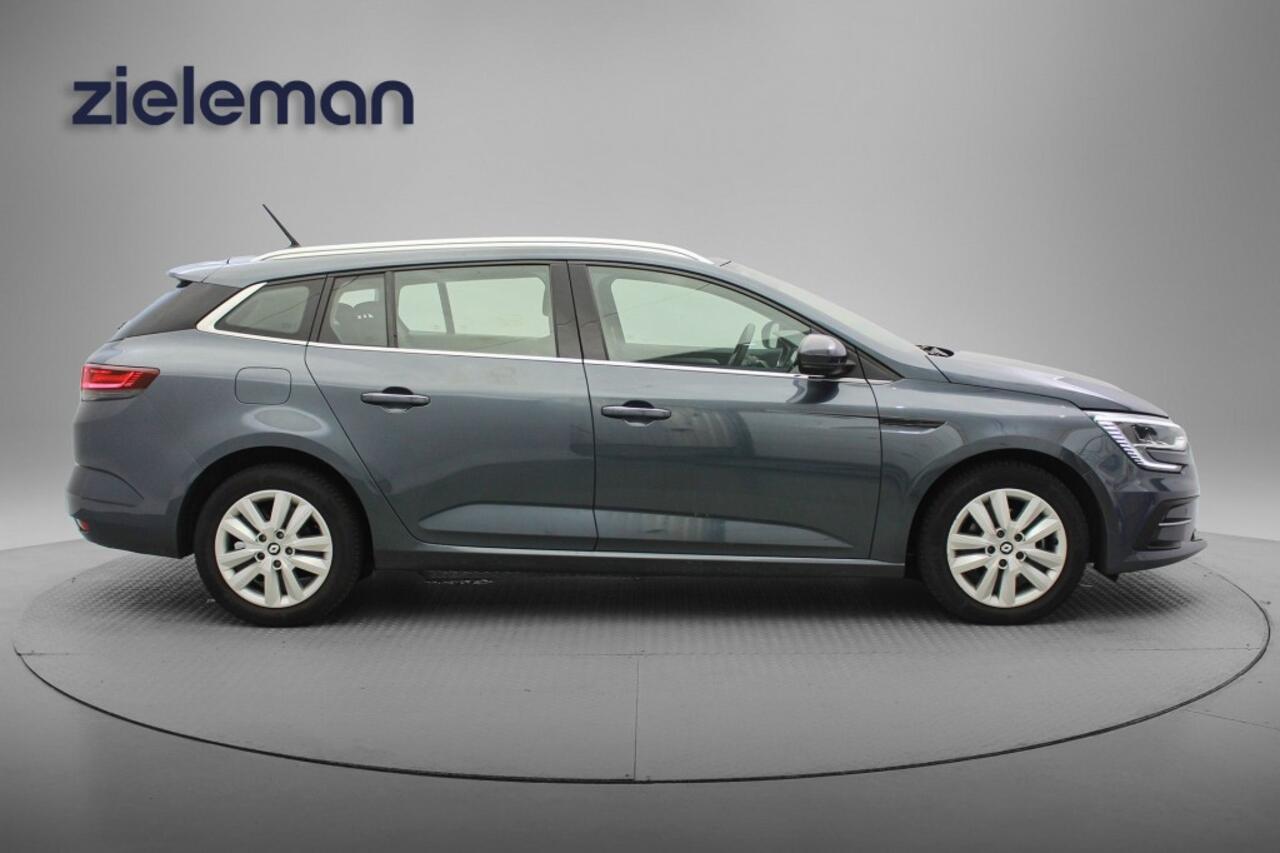 Renault MEGANE Estate 1.3 TCe 140 PK Equilibre - Carplay, Digitaal Cockpit, Clima, Cruise, Trekhaak