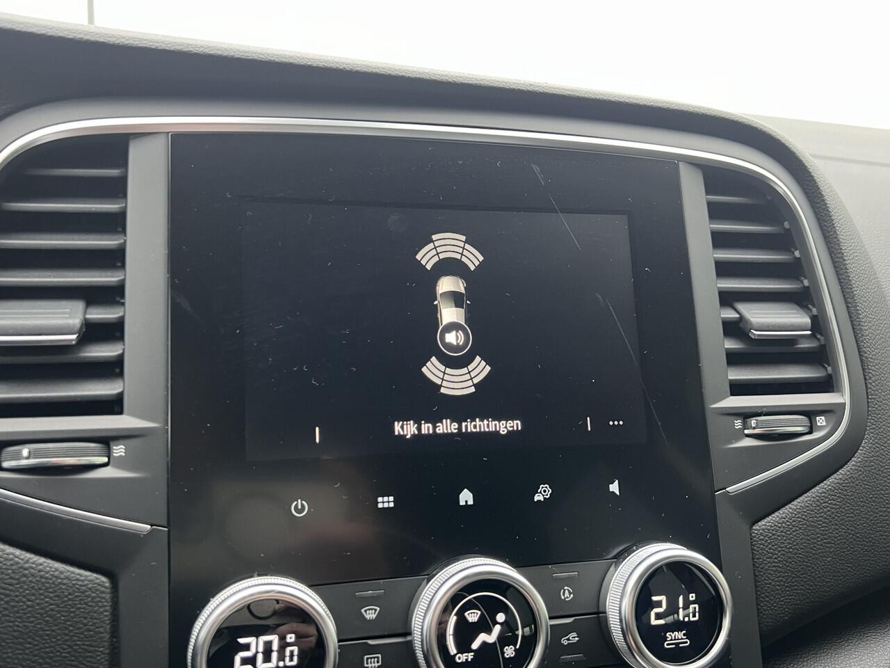 Renault MEGANE Estate 1.3 TCe 140PK Equilibre / Climate / Cruise / Parkeersensoren V+A / NAP /